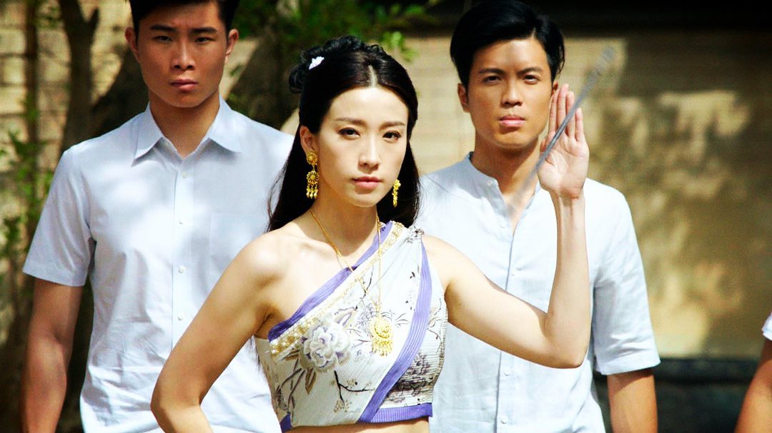 金福妹眼神銳利頗有氣勢