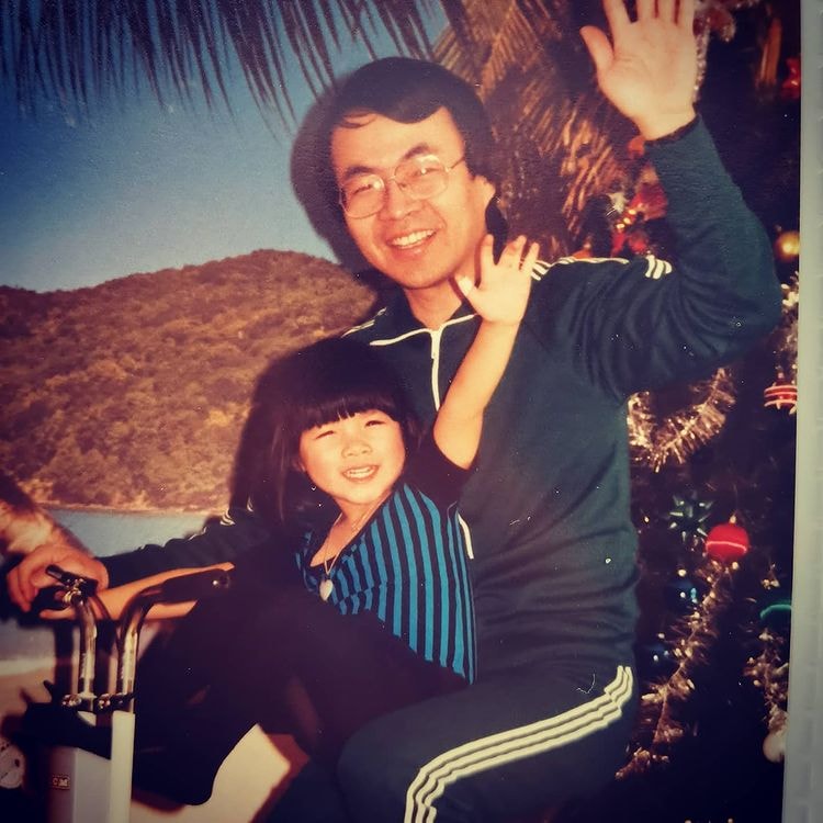 被網民發現與囡囡Camilla長得神似