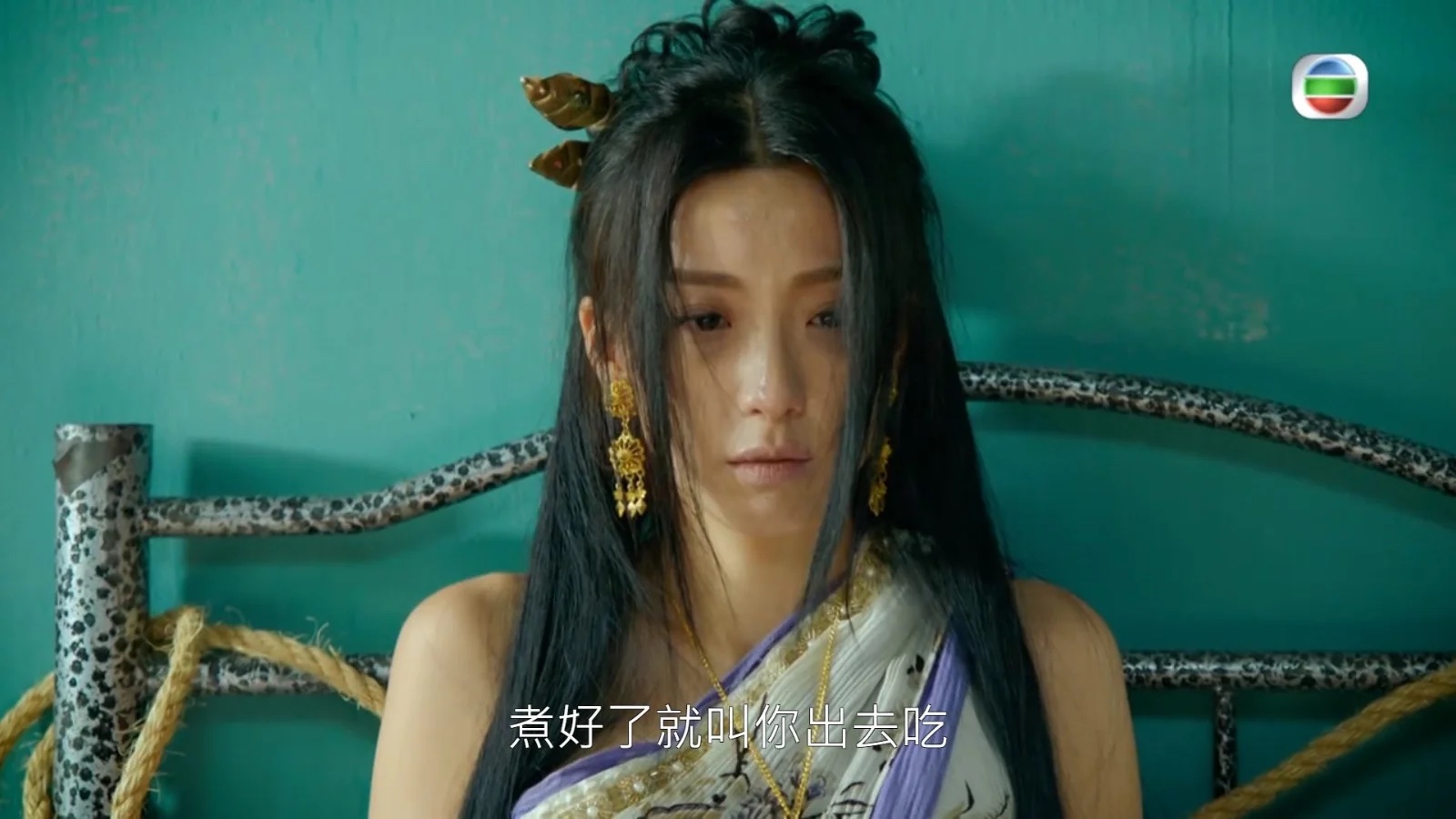 姚子羚於《鐵拳英雄》裡面亦有不少感情戲