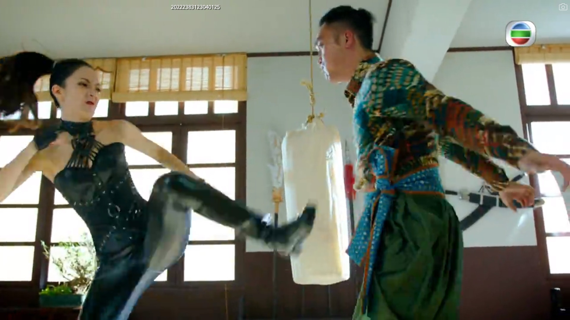 王君馨覺得拍打戲非常需要兩個人互相配合。