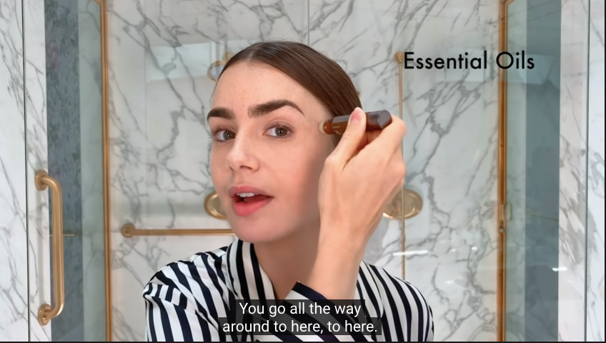 Lily Collins親身示範堪稱「懶人級」的法式日常妝容教學。