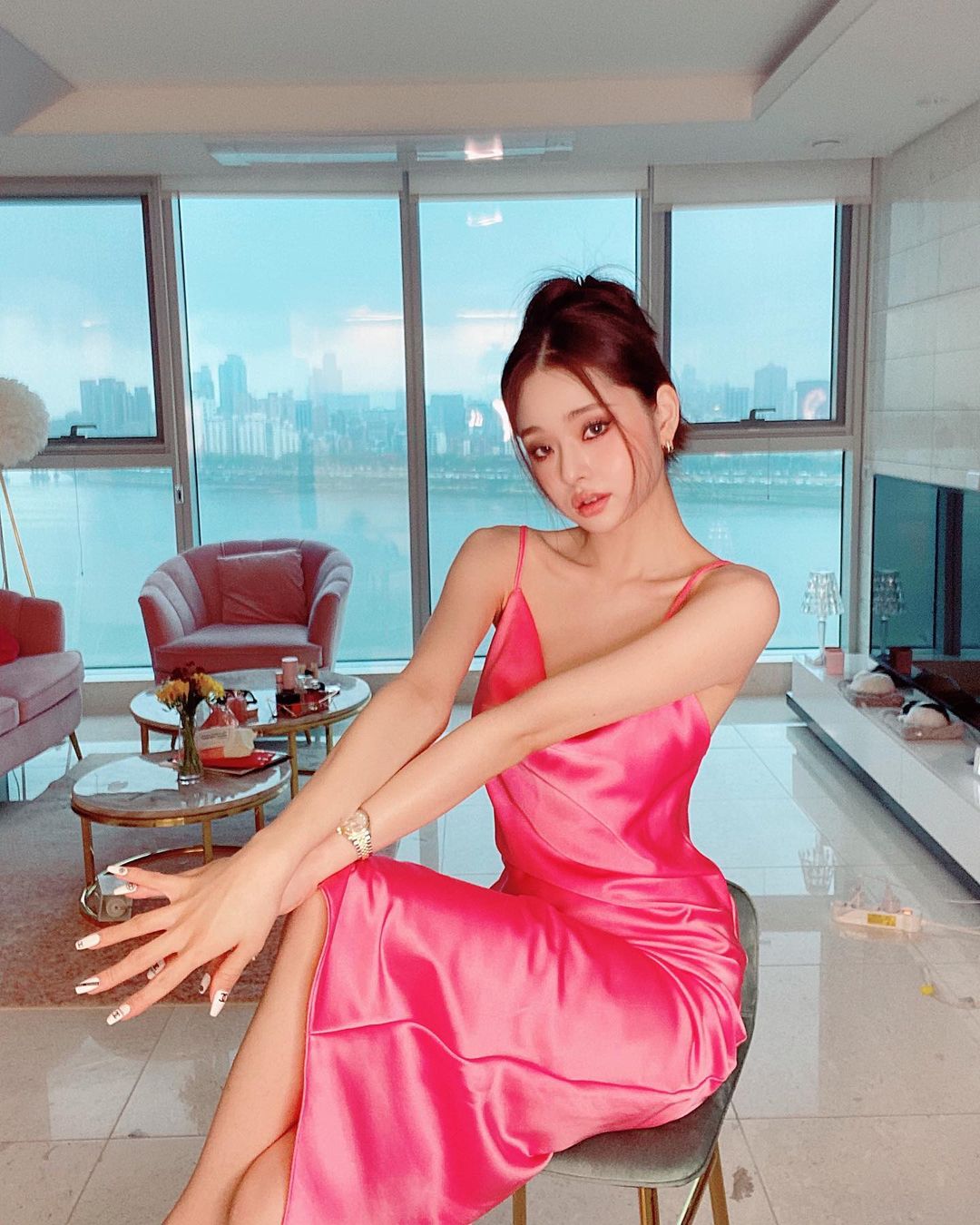 位於首爾市城東區聖水洞的高級公寓「Trimage（트리마제）」