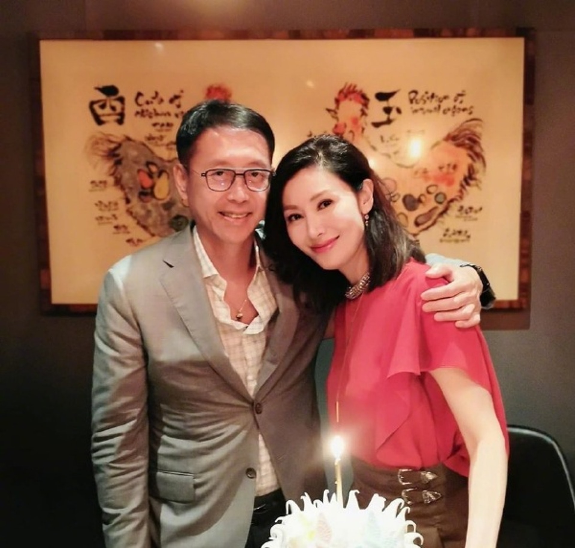 李嘉欣與富商許晉好恩愛。