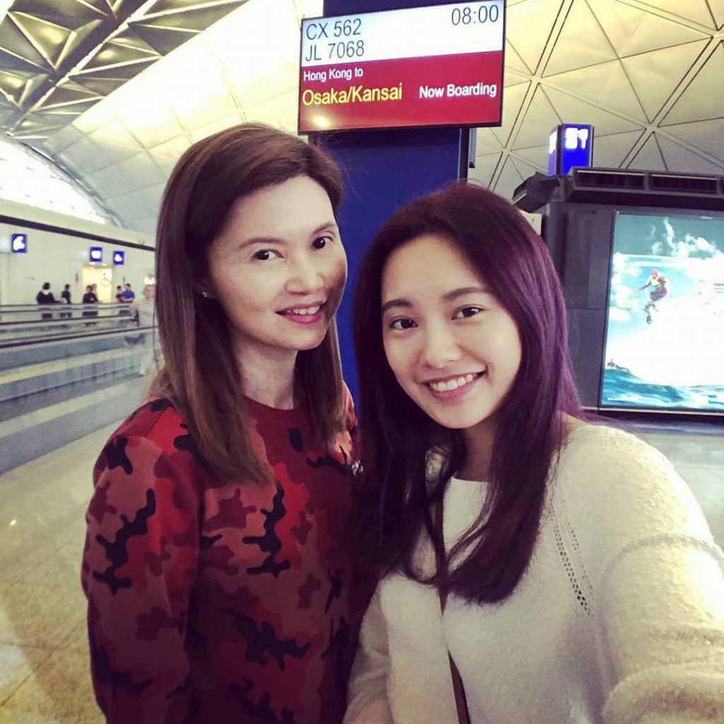 女兒Nicole的靚樣曾曝光,不少網民大讚指似港姐朱千雪