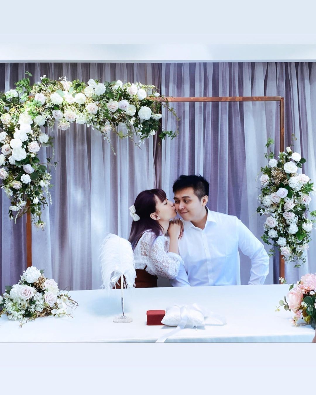 Ash鍾卓穎與前夫結婚一年便離婚。