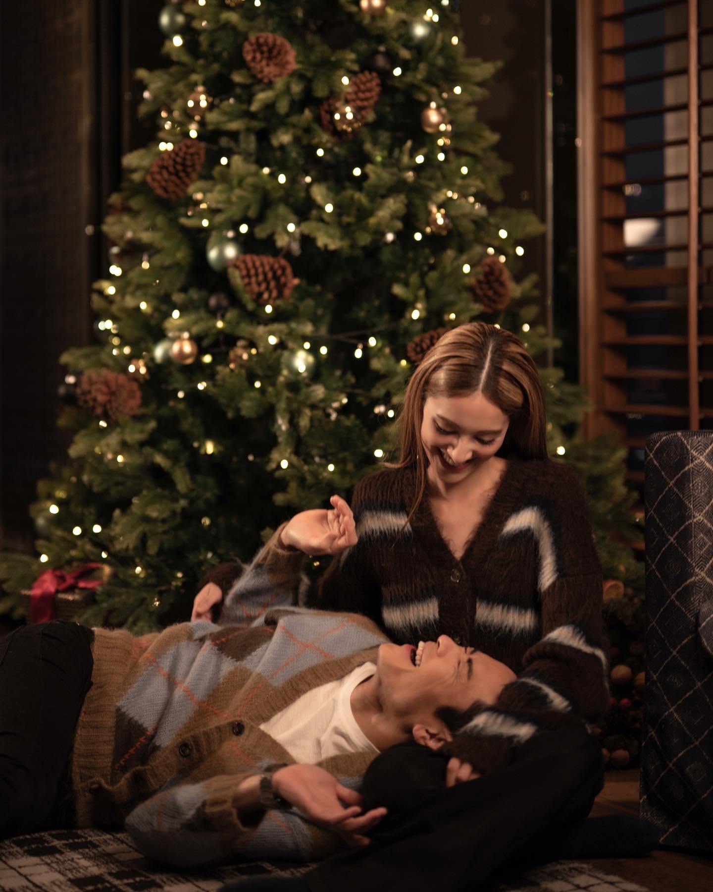 鄭嘉穎每次出外工作都會主動報備，給予陳凱琳足夠的安全感。