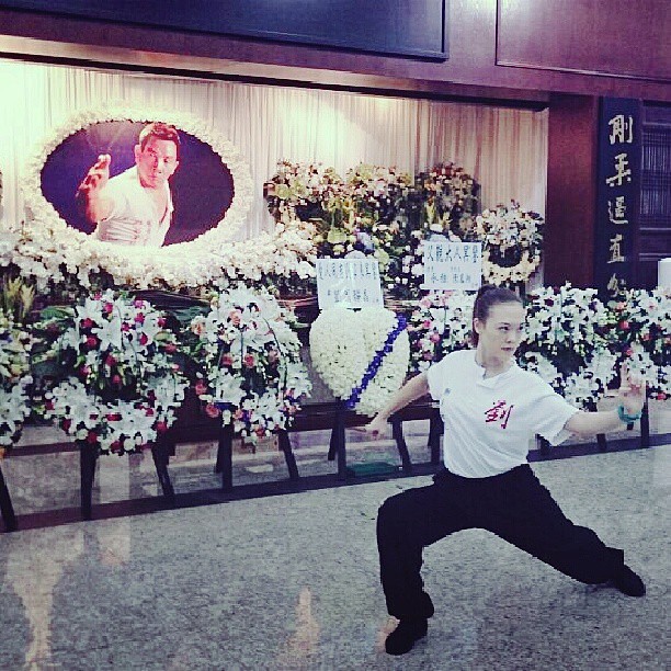 自己簽約邵氏就是因為想要完成師公劉家良的遺願