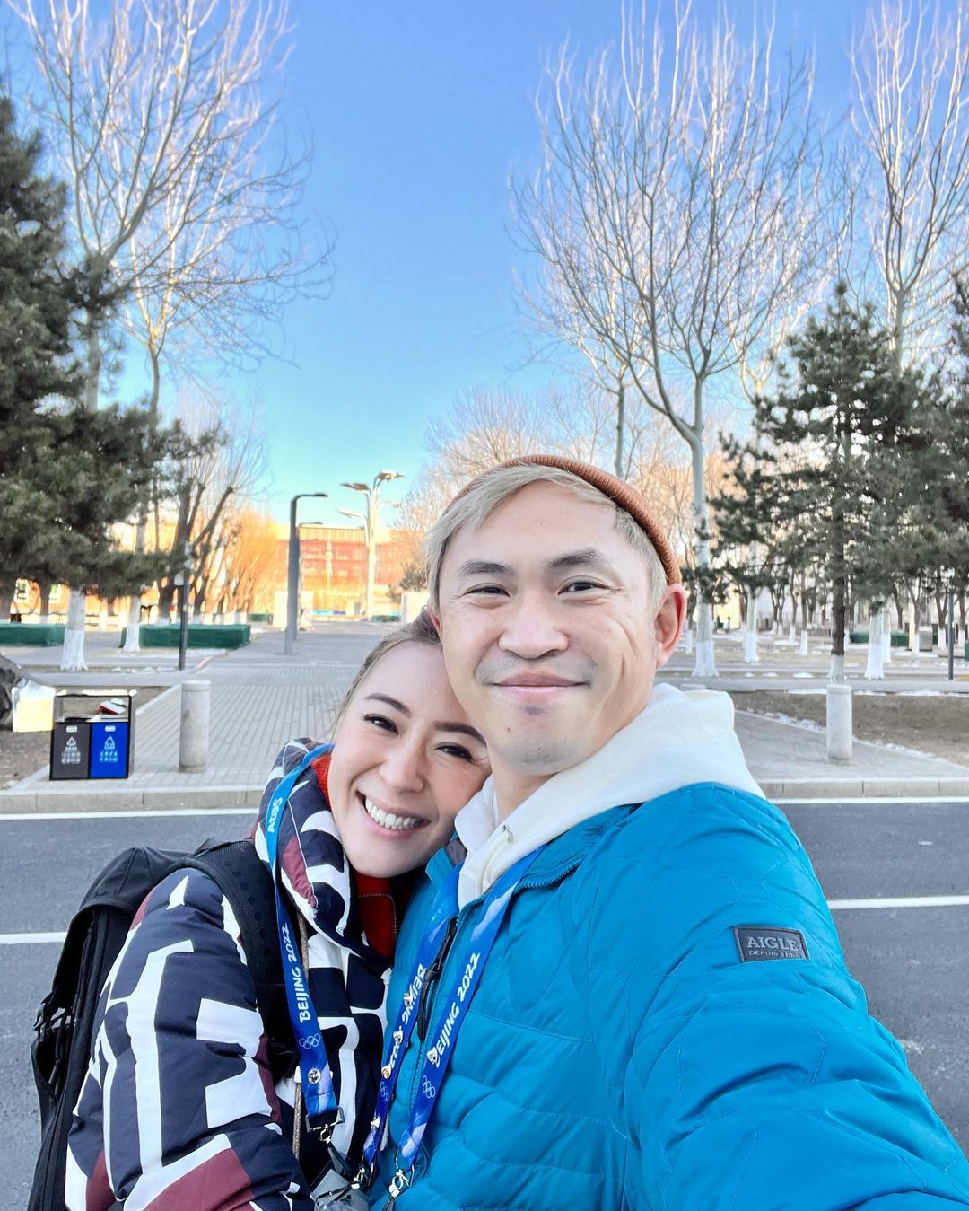 梁芷珮(Christy)與老公工作一起拍住上