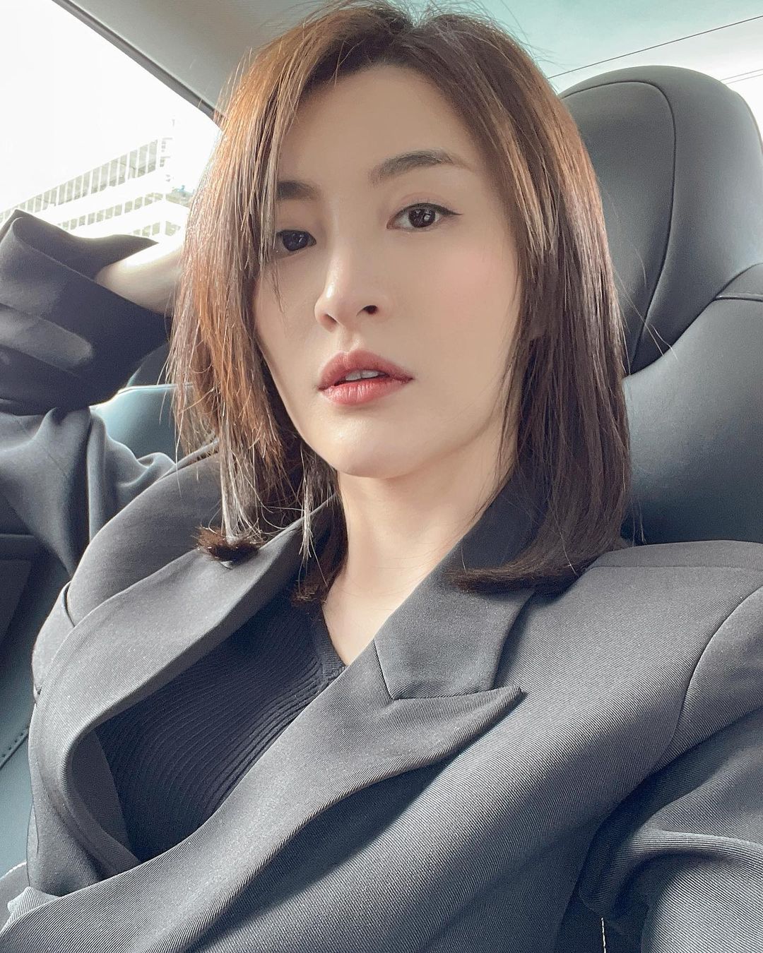 林夏薇靠努力慢慢入屋