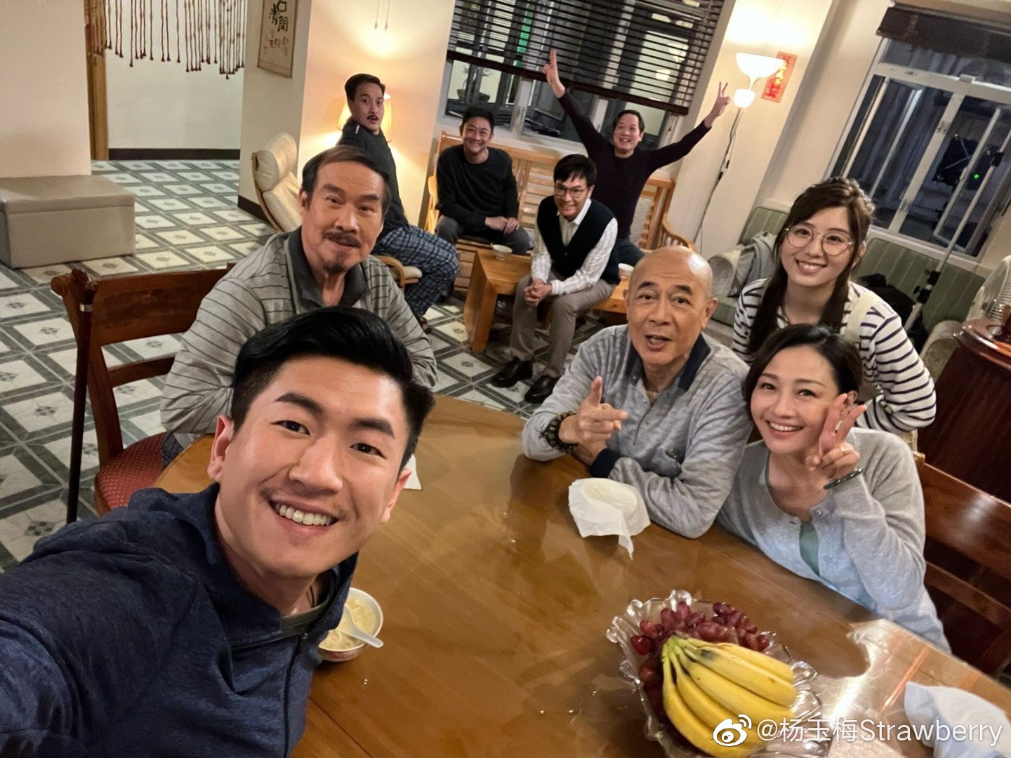 楊玉梅分享在TVB拍戲的照片