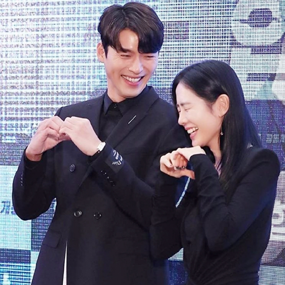 玄彬與孫藝珍2018年合作電影《極智對決/協商》而開始認識