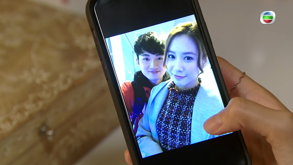 Bonnie回顧以前拍拖照片