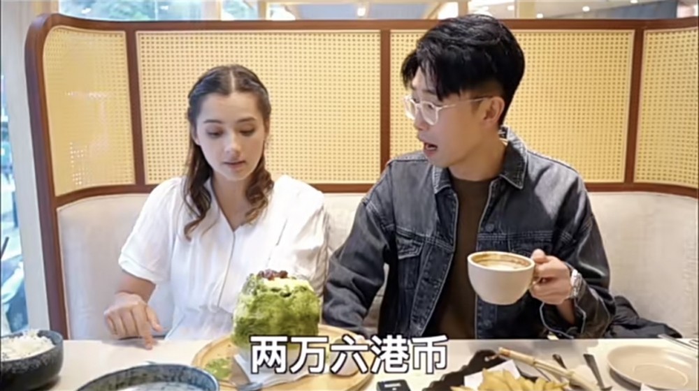 謝嘉怡指剛入職做護士時，月薪約為$2.6萬港元。