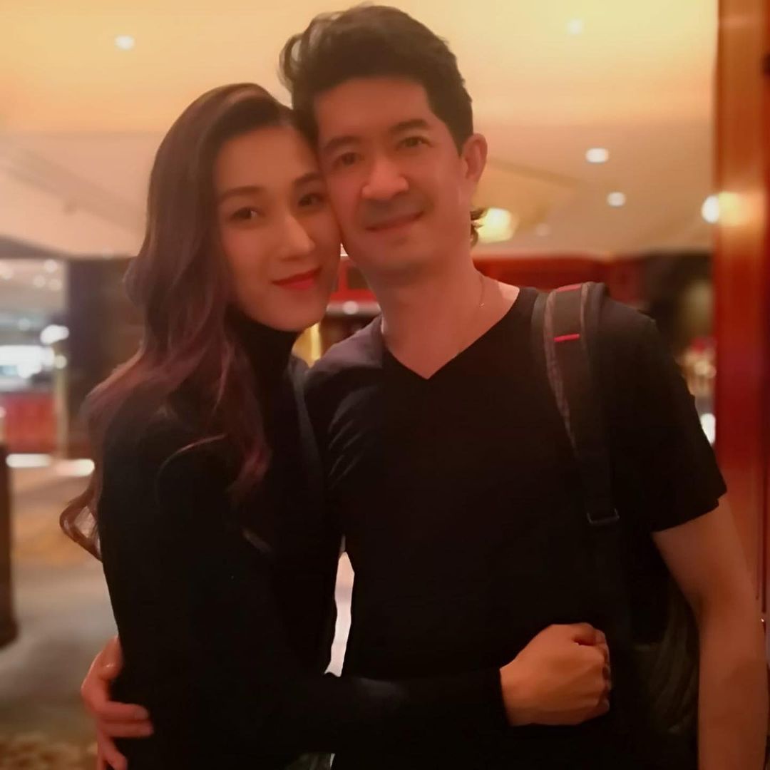 2015年鍾嘉欣宣布結婚引起全城熱話