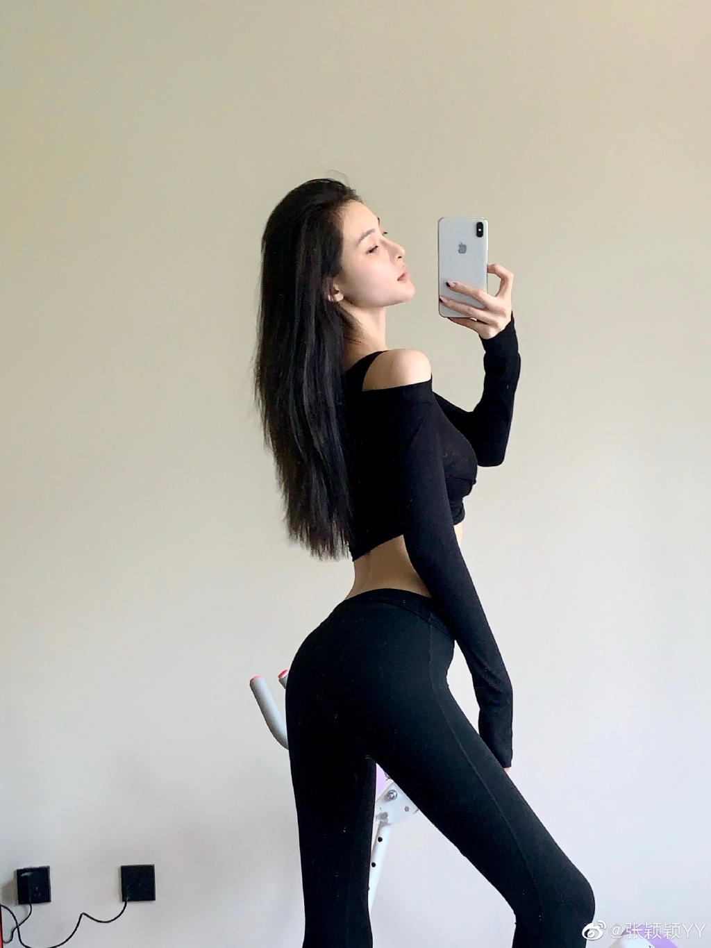 早前有網民爆料汪小菲同張穎穎「已經在一起1年多了」。