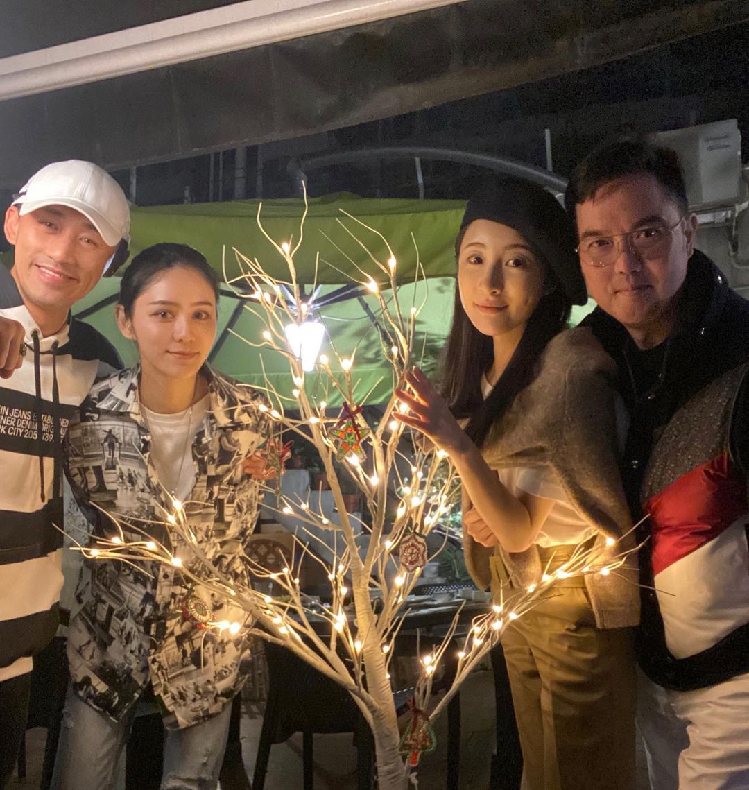 林夏薇2011年以「林峯堂妹」之名加入TVB