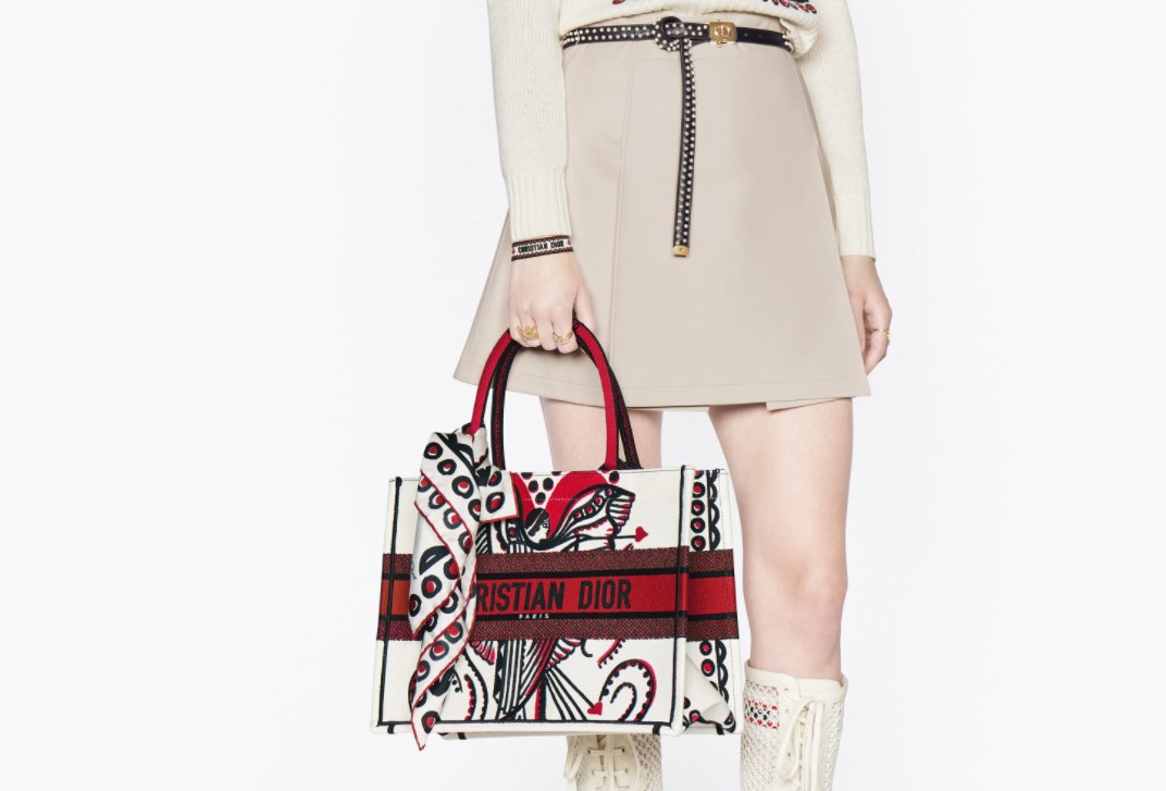 Medium Size的LADY D-LITE手袋($42,500)