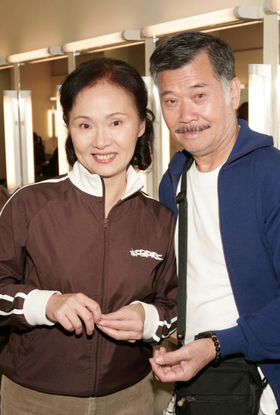 雪妮與老公唐佳結婚52年仍非常恩愛。