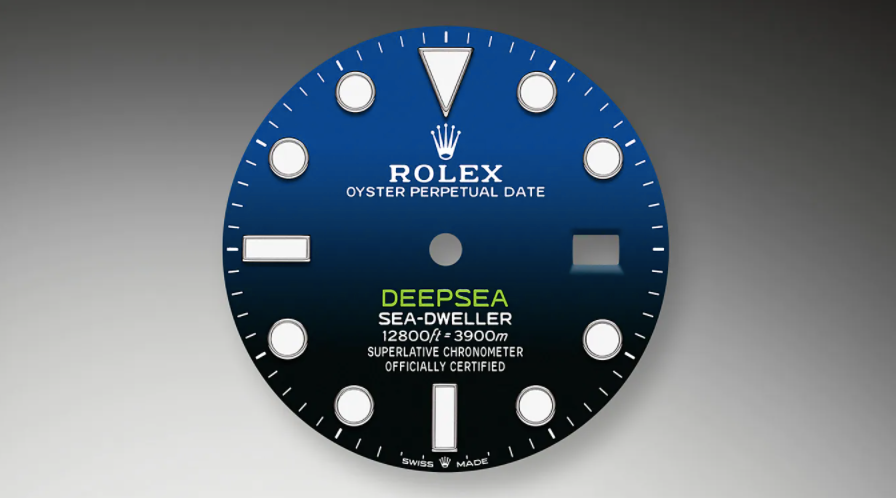 Rolex Deepsea腕錶最大吸引之處是D-blue色錶面。