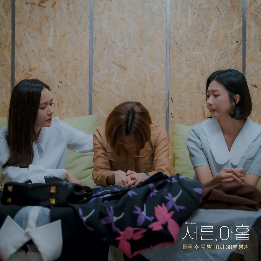 孫藝珍是Valentino代言人