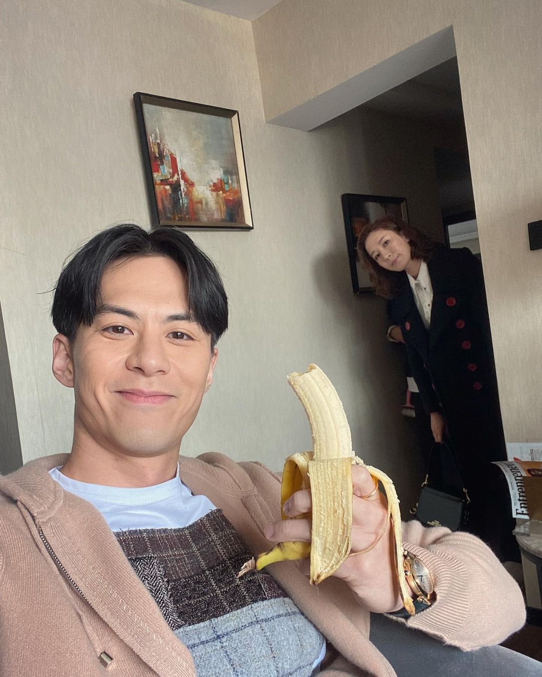 朱鑑然飾演甄芯（楊茜堯飾演）細佬Nick甄誠