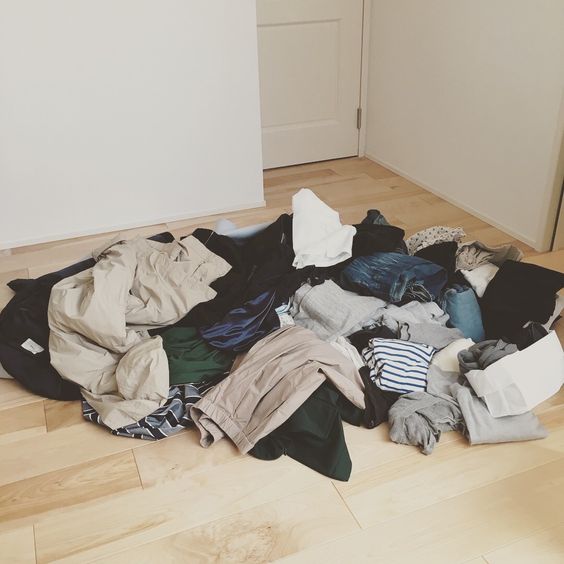 一年以上沒穿過的衣服,基本上已經「打入冷宮」