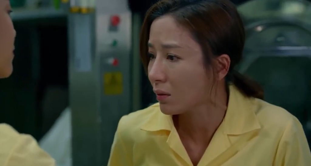 甄芯(楊茜堯 飾)在獄中遇見老公馬耀祖(黃浩然 飾)生前二奶Mandy(劉悅 飾)的胞妹並被對方刺傷。