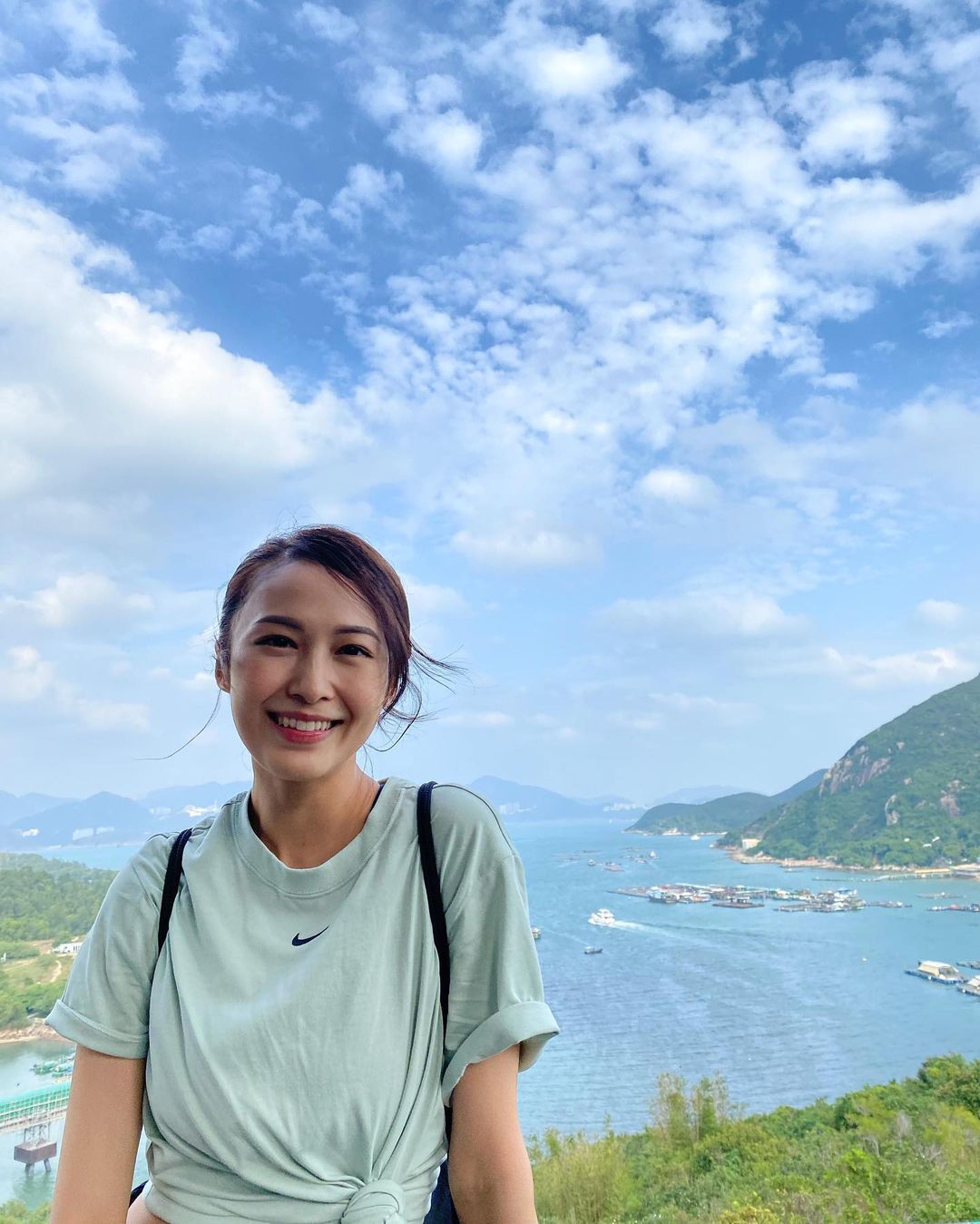 美白方法1.做運動搽防曬不化妝