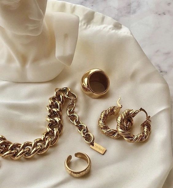 過期唇膏拭銀器