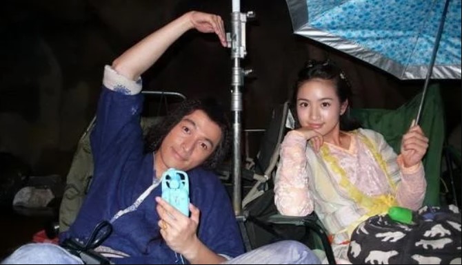 林依晨,曾拍過《惡作劇之吻》、《我可能不會愛你》、《小女花不棄》等人氣偶像劇