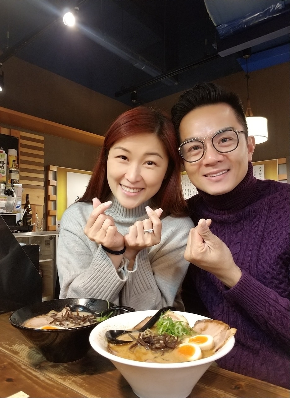 胡諾言與太太陳琪齊齊吸金。