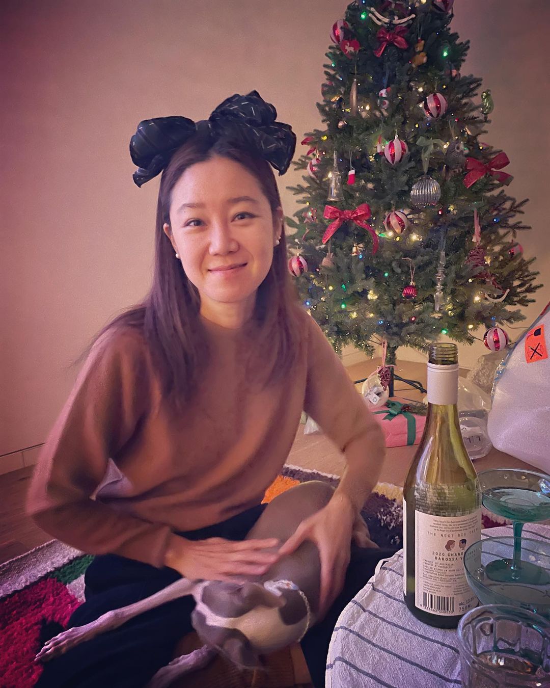 孔孝真在玄彬與孫藝珍婚禮搶到花球