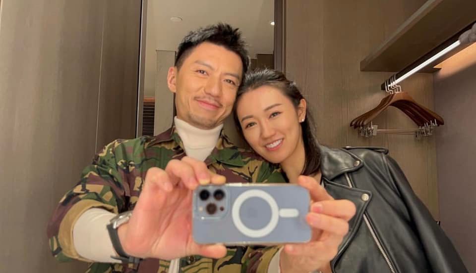 袁偉豪表示人生第一桶金就是娶張寶兒做老婆。