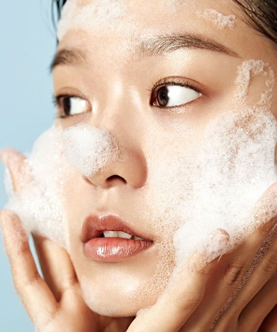 過期的洗面乳清潔力依然強勁,所以可以把洗面乳當作清潔劑使用