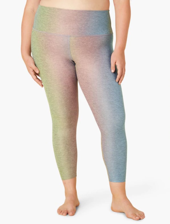 服裝尺碼從XXS~4X都有,對於各種身形的運動服裝都相當友善