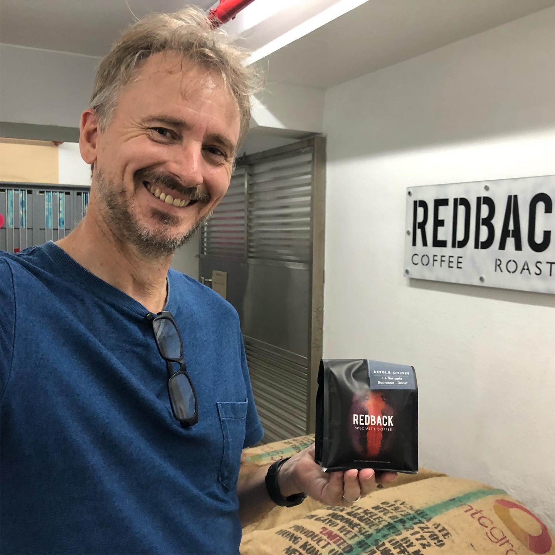 為生計不惜擺地攤