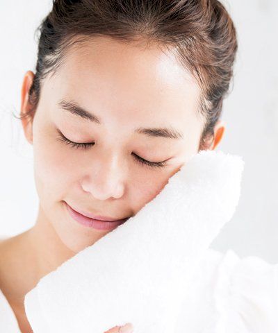 舒緩喉嚨痛3.用毛巾熱敷喉嚨