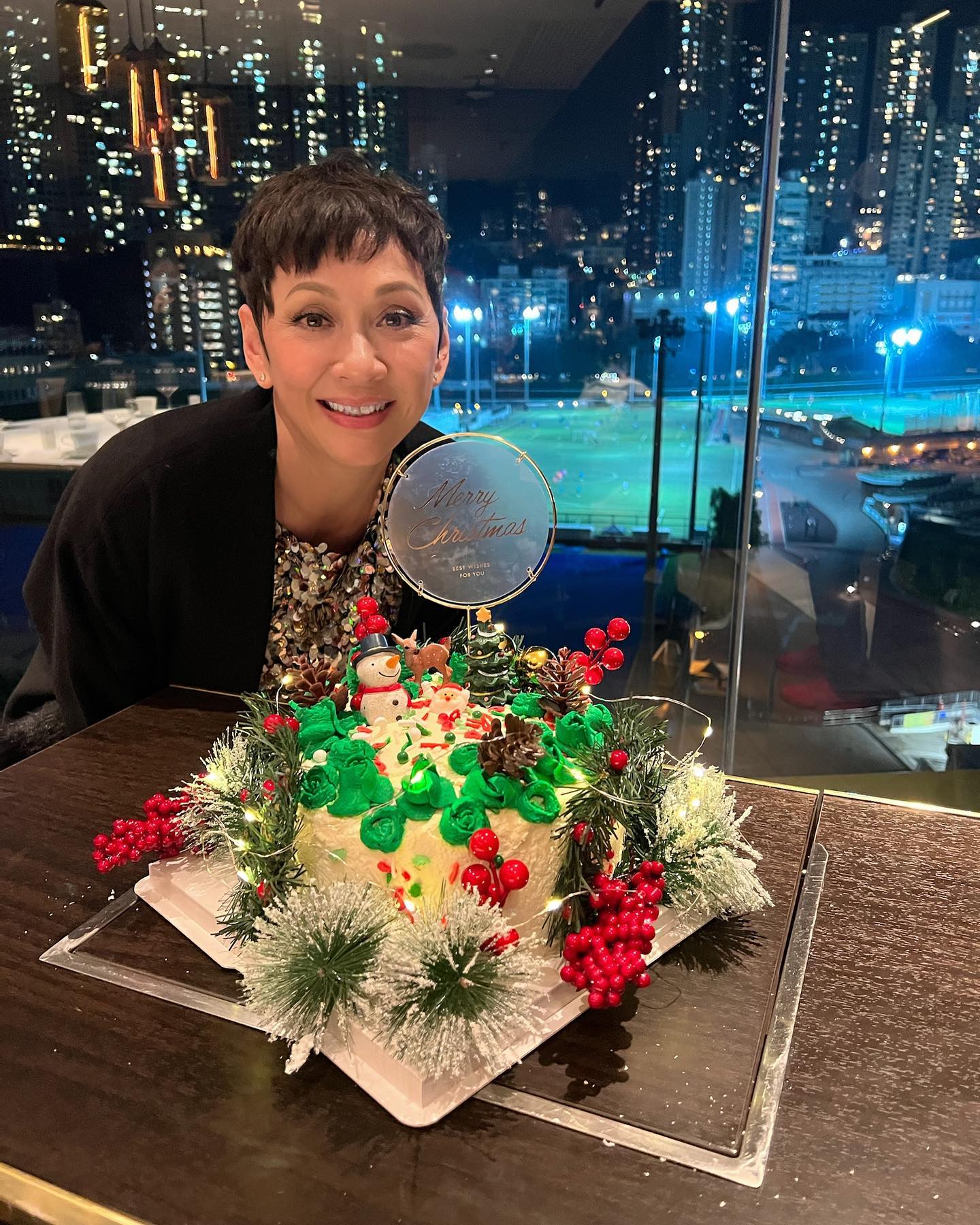 余安安不願多談第二次離婚原因,僅以「女人最不能忍受的」來回應離婚原因。