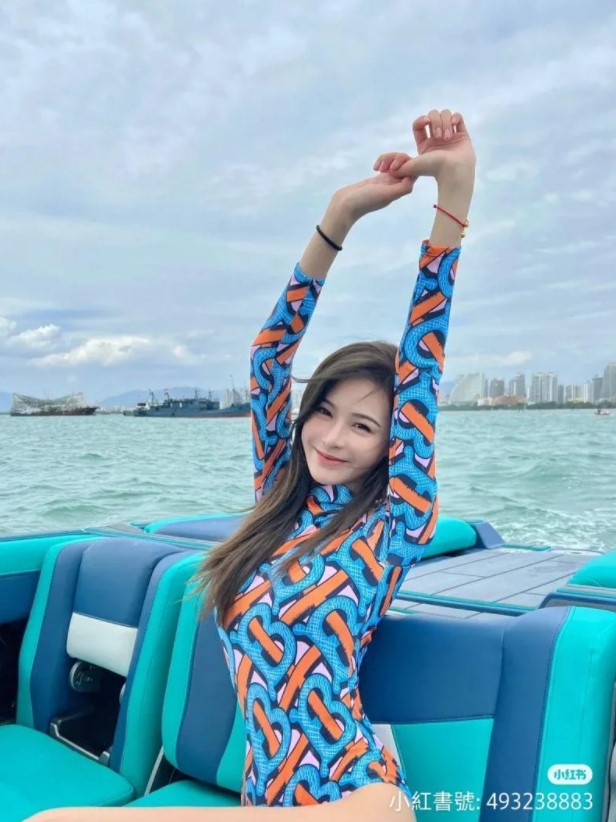 張穎穎早前在海南島的照片