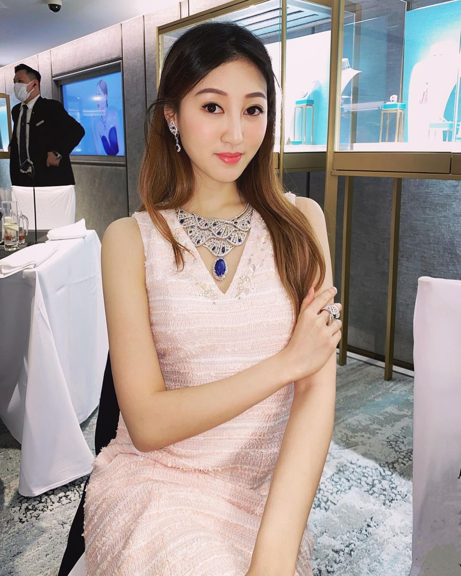 高材生畢業於港大法律系