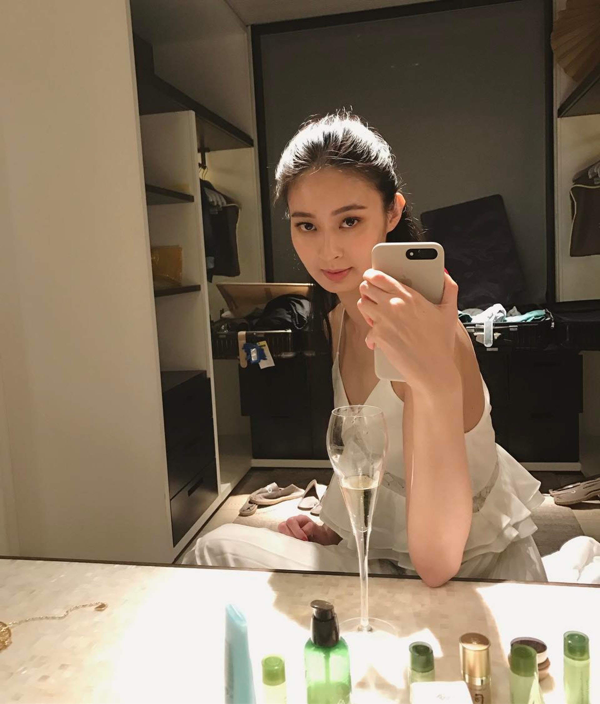 有「最Hea港姐」之稱的張舒雅的近況曝光。