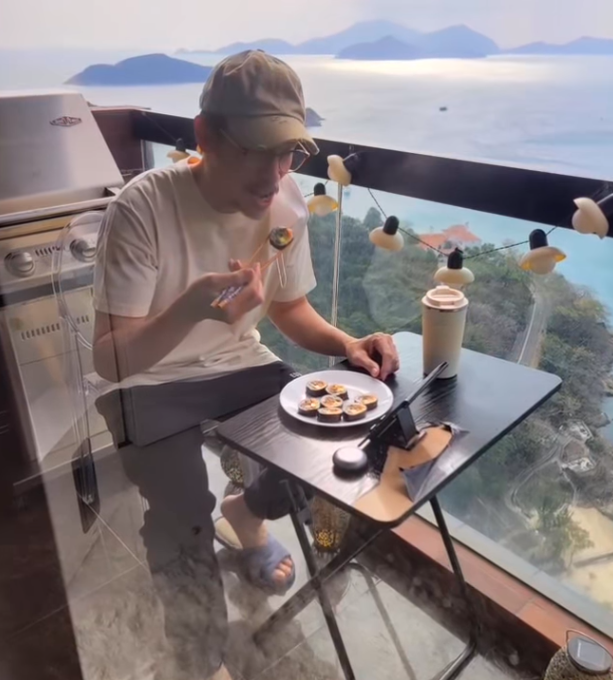 陳豪不惜犧牲自己抵受著寒風都要堅持保護家人