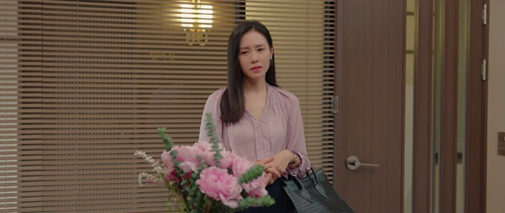 孫藝珍《三十九》ALAÏA Sidi 39 Handbag