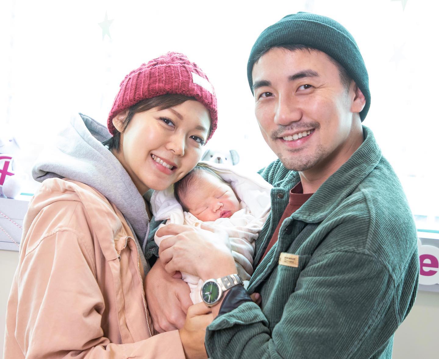 洪永城在去年已結婚並育有一名囡囡。