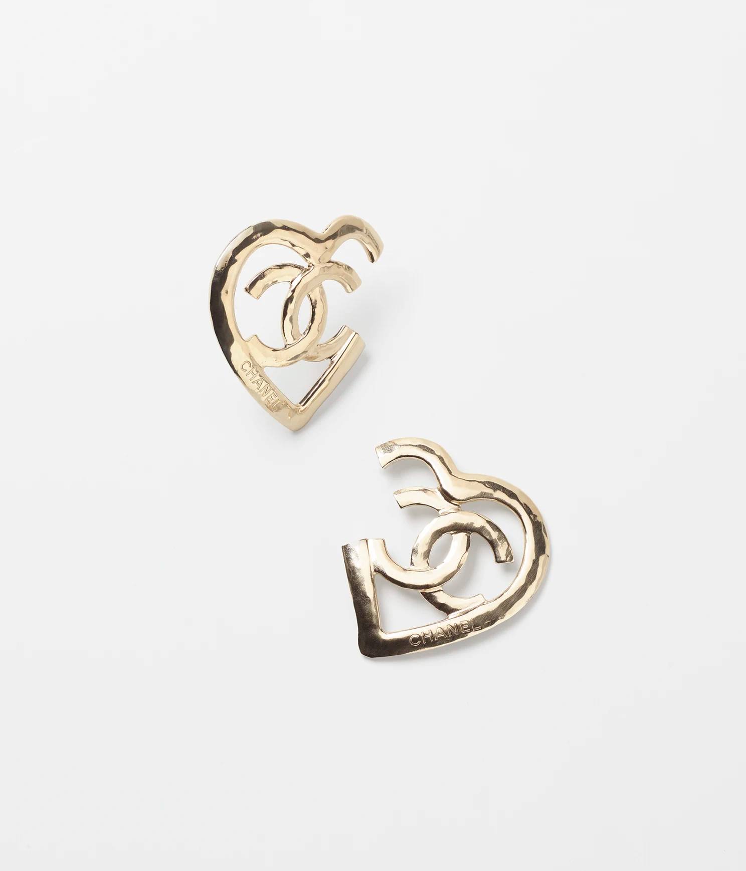 CHANEL愛心輪廓耳環 HK$5,300