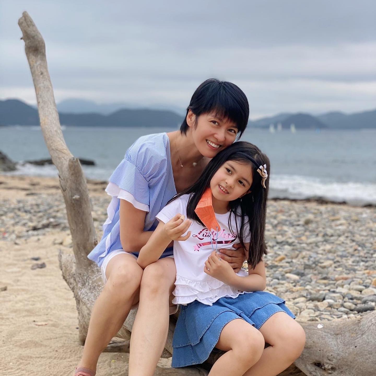 梁詠琪婚後育有囡囡Sofia。