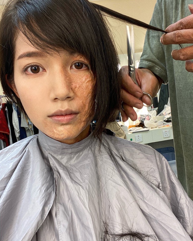 「短髮女神」零偶包無懼扮醜演出