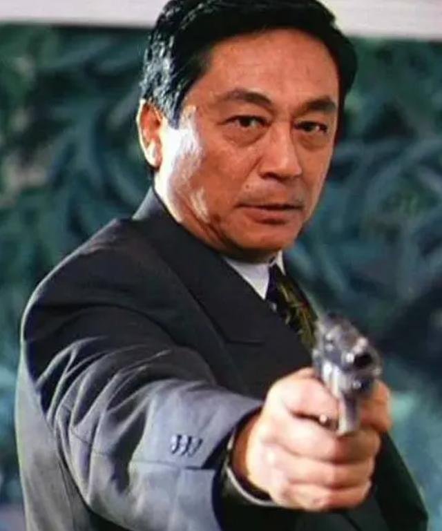 圈中地位舉足輕重