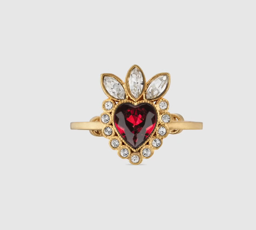 Gucci 水晶心形戒指 $2,400