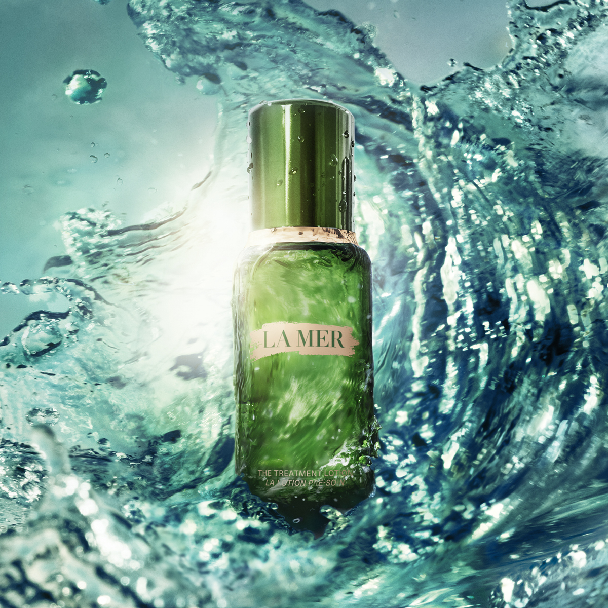 全新昇華版 The New Advanced Treatment Lotion 肌底修護液誕生後，即衝上熱搜，成為無數初熟女抗老的法寶。